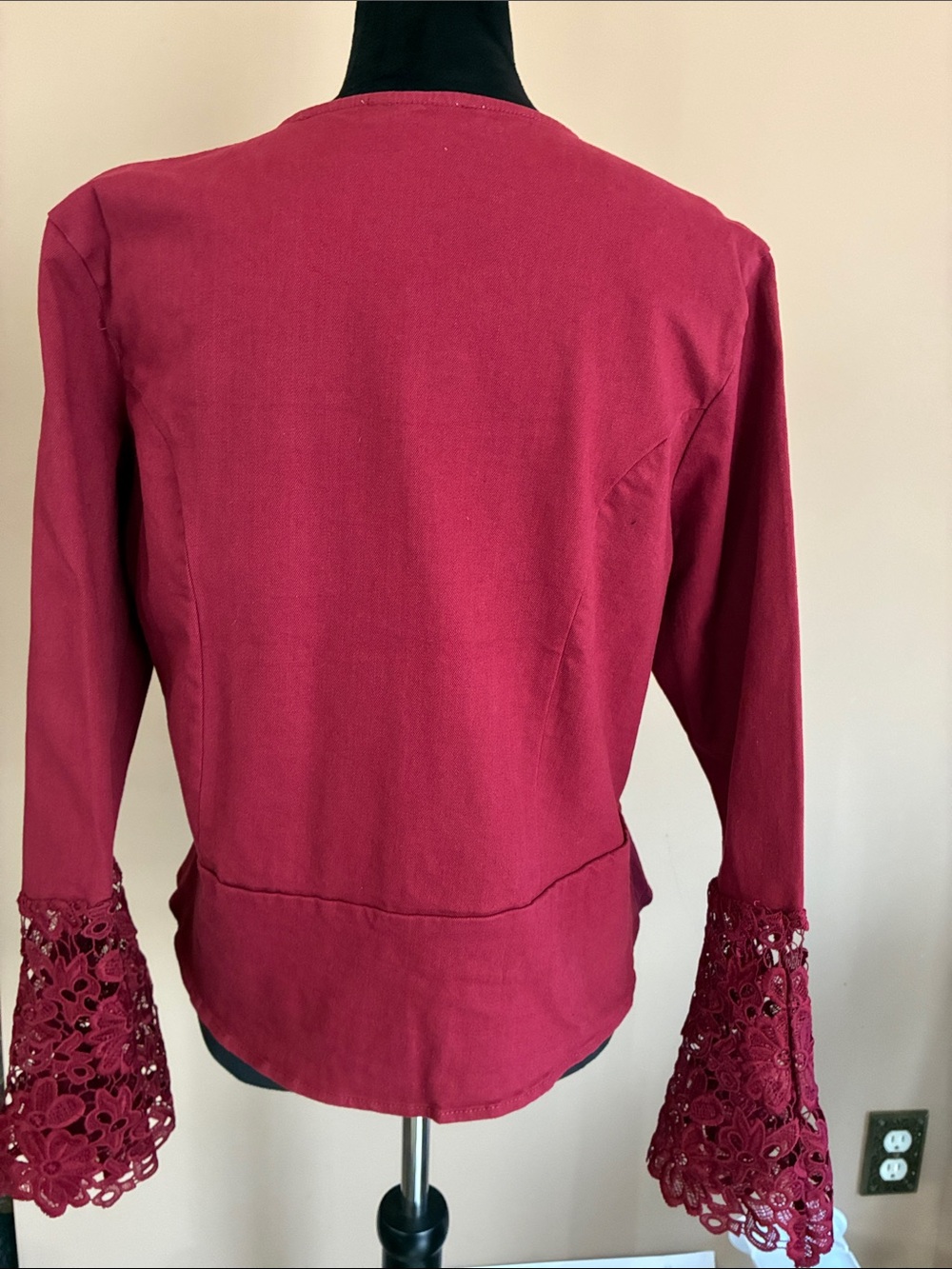 Jacket - Picture 4 of 6
